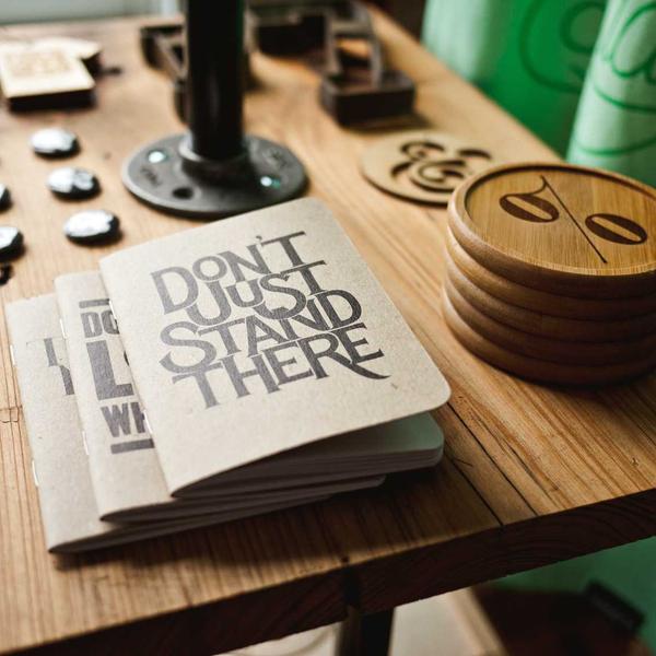 Specchio da parete rotondo